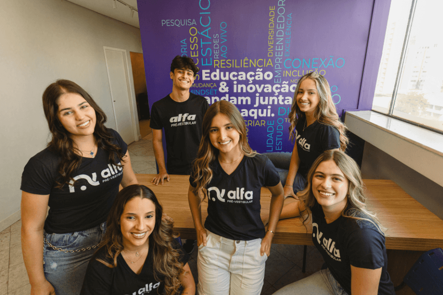 Alfa Pré-Vestibular - Curso Alfa Seriado