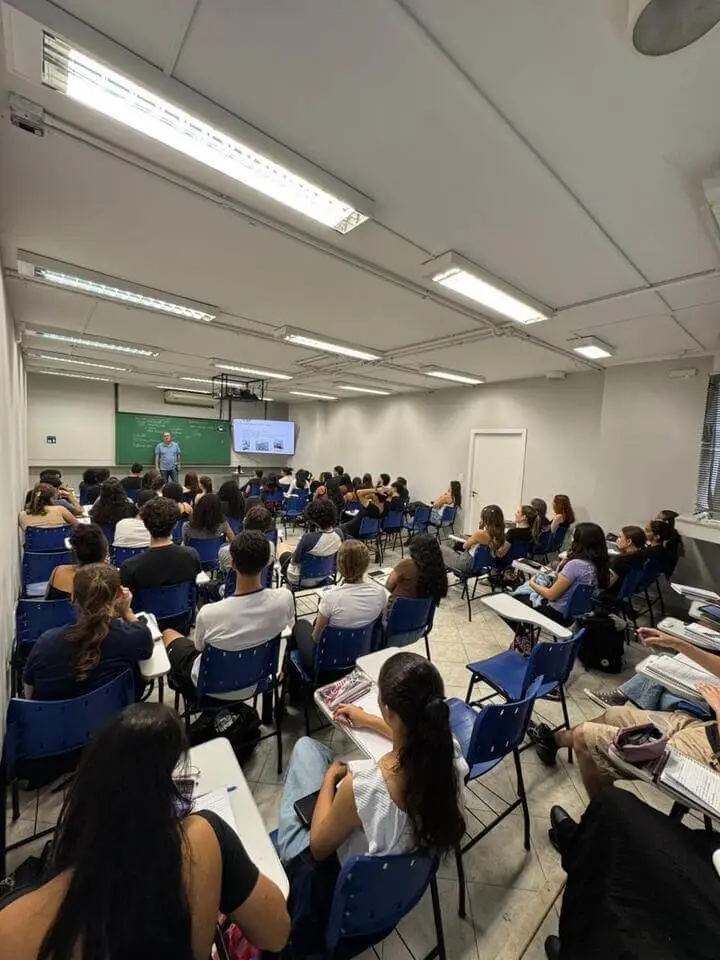 Alfa Pré-Vestibular - sala de aula 01