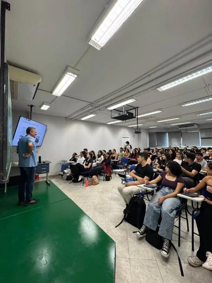Alfa Pré-Vestibular - sala de aula 02
